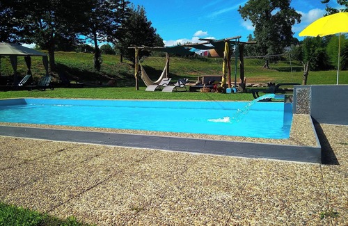 Felgueiras Cottage | Relaxing Country House Near Oporto with Pool & Spa