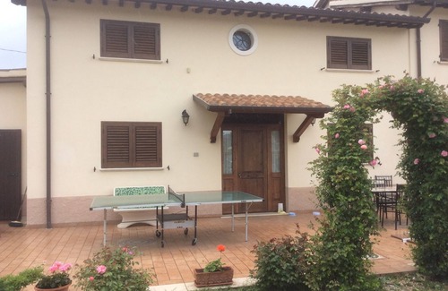 Camporoppolo Villa | Relaxing Country House Nonna Alda with Pool & Breakfast