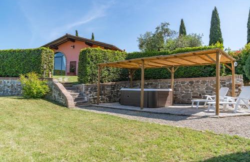 Cerreto Guidi House | Idyllic Country House Oasi Verde with Pool near Florence