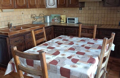Romainville House | Pet-Friendly Country House near the 2024 Olympic Games