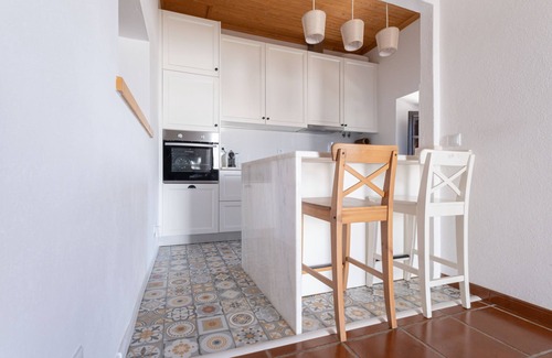 Santarem Cottage | Relax at Quinta das 3 Nogueiras with Pool & Ocean Views