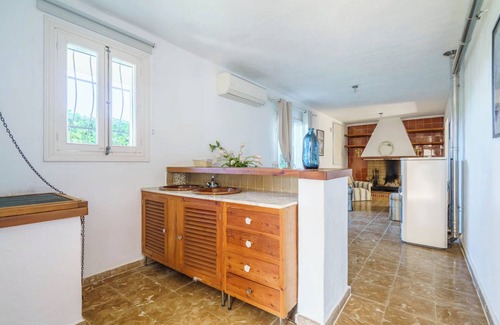 Montuiri Villa | Enchanting Country House 'Sa Palmera' with Private Pool