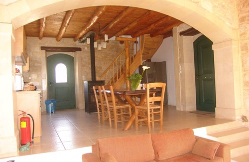 Margarites House | Relaxing Country House 'Vila Aloni' with Private Terrace