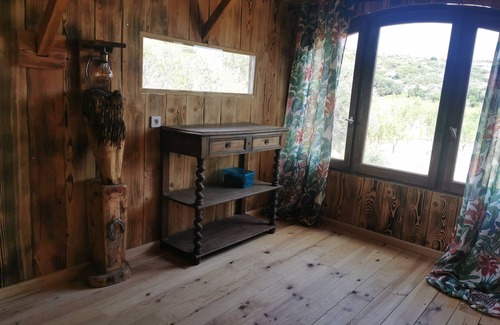 Opoul-Perillos House | Ideal Family Retreat with Pool and Pet-Friendly Amenities