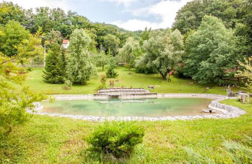 Kraljevec Sesvetski House | Relaxing Country House with Pool in Medvednica Nature Park