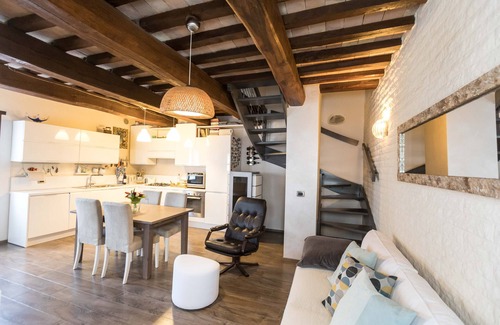 Montone House | Discover a Garden Oasis in Montone, Near Perugia Airport