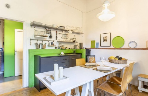 Livorno House | Cozy Country House with Garden and Private Parking Await