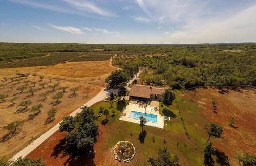 Bale Cottage | Serene Country House with Pool and Ocean Views