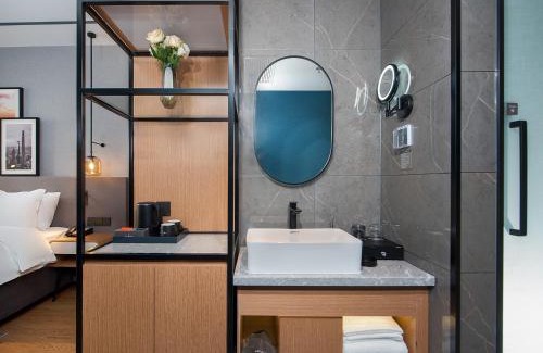 Wuqing Qu Hotel | Cozy Country Inn & Suite: Family-Friendly in Wuqing