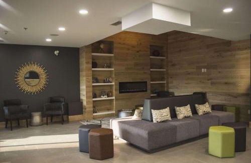 Niagara Falls Hotel | Cozy Country Inn & Suites Near Niagara Falls - Family Friendly