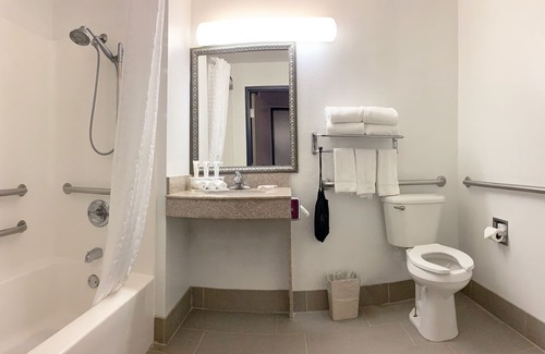 Fort Worth Hotel | Welcoming Country Inn & Suites in Fort Worth - Ideal for Families