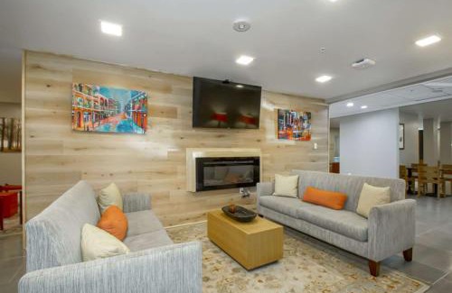 Read Boulevard East Hotel | Family-Friendly Stay at Country Inn & Suites New Orleans
