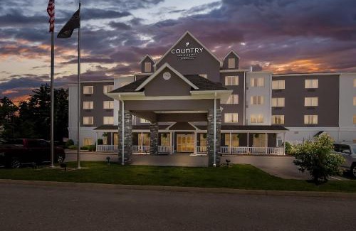 Princeton Hotel | Discover Country Inn & Suites: Pet-Friendly Retreat in WV