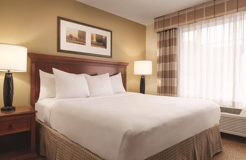 Mankato Hotel | Discover Country Inn & Suites: Mankato's Ideal Stay