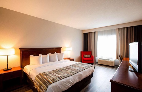 Wilson Hotel | Comfortable Stay at Country Inn & Suites, Wilson NC