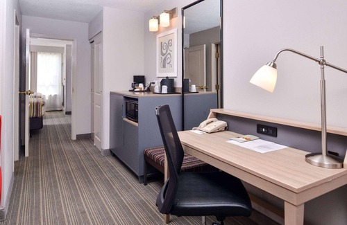Tinley Park Hotel | Comfortable Stay at Country Inn & Suites, Tinley Park