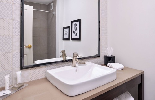 Tinley Park Hotel | Comfortable Stay at Country Inn & Suites, Tinley Park