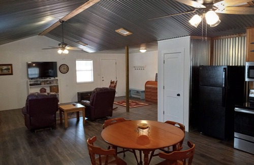 Somerville House | Idyllic Getaway Near Kyle Field with Spa & Hot Tub