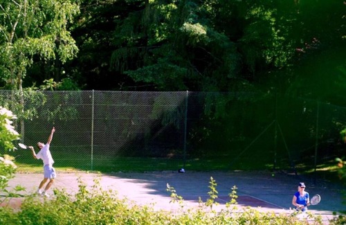 Saint-Brice House | Country Manor. 50 min. West from Le Mans track. Sleeping 12-18. Pool & tennis.