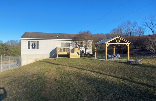 Elliottsburg House | Idyllic Country Retreat: Pet-Friendly with Fire Pit Access