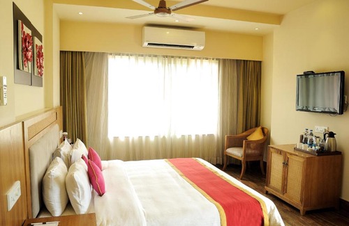 Raghudebpur Hotel | Family-Friendly Getaway at Country Roads with Pool & Dining
