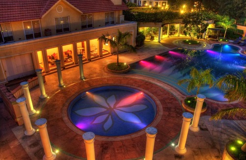 Raghudebpur Hotel | Family-Friendly Getaway at Country Roads with Pool & Dining
