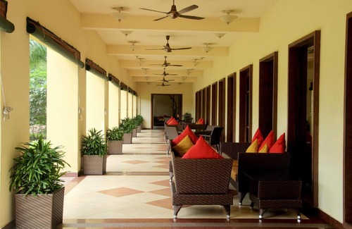 Raghudebpur Hotel | Family-Friendly Getaway at Country Roads with Pool & Dining