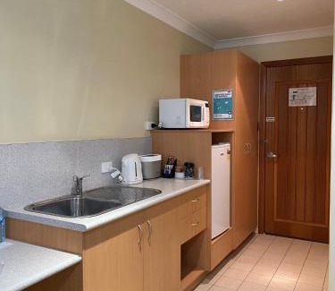 Gayndah Hotel | Explore Country Roads Motor Inn Gayndah - 4-Star Comfort