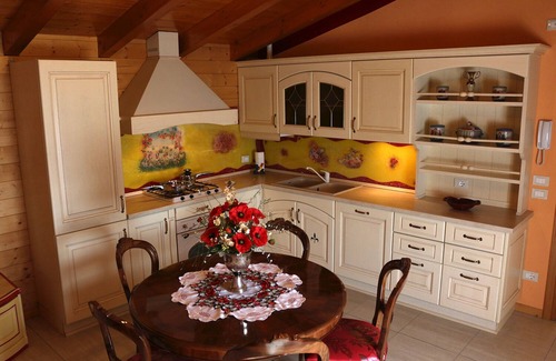 Negrar Apartment | Guest Rated: 9.8 at Country Suite Papaveri - La Palma Negrar