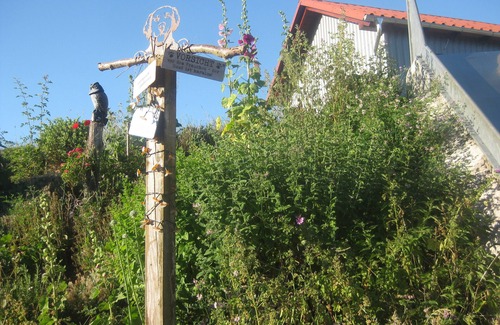 Marsberg Apartment | Idyllic Farm Retreat FeWO Linde - Perfect for Families