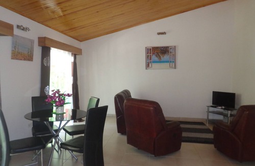 Le Mont-Dore Villa | Discover Country Villa: Family-Friendly Retreat Near Noumea