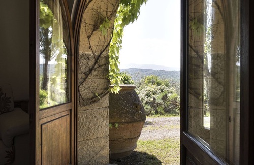 Pergine Valdarno House | Inviting Country Villa in Chianti with Private Pool & Spa