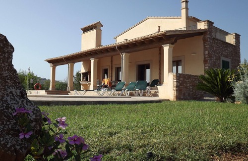 Manacor Cottage | Idyllic Country Villa with Pool and Garden near the Beach