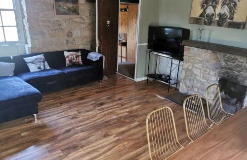 Holton Le Clay House | Perfect Lincoln Country House for Groups with Pet-Friendly Amenities