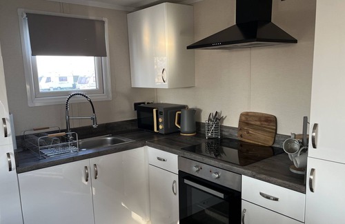 Kettlestone House | Countryside 2 bedroom caravan/lodge retreat in norfolk