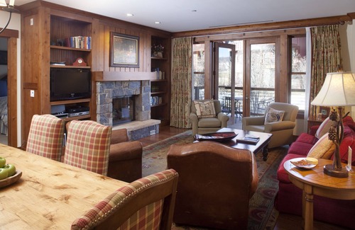 Snowmass Village House | Relaxing Retreat at Snowmass - CoralTree Residence Collection