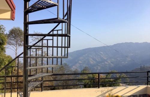 Baluwapati Deupur House | Cozy Countryside Comfort Homestay: Pet and Child Friendly