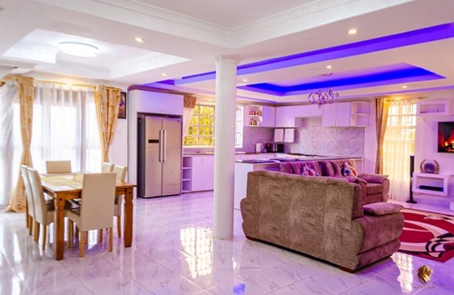 Nyeri Villa | Family-Friendly Villa at Mt. Kenya with Hot Tub Amenities