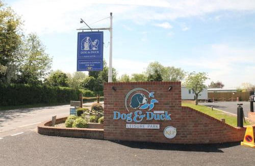 Stourmouth Ski Chalet | Pet-Friendly Countryside Holiday Park by the River Near Canterbury