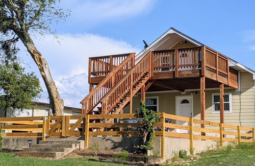 Moody Cottage | Relaxing Countryside Retreat Near Waco with Family Amenities