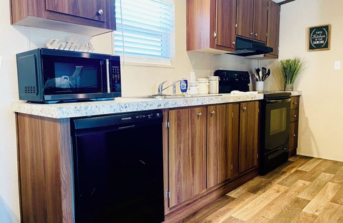 Sparta House | Countryside Retreat, Home in Sparta with AC, WiFi. Enjoy your stay!