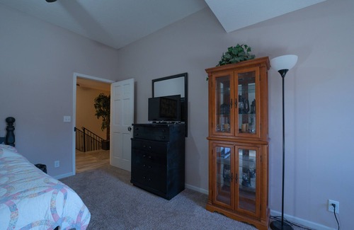 Mount Gilead House | Serene County Retreat with Breakfast and Hot Tub Access