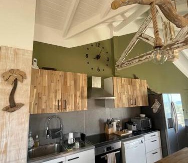 La Savane Apartment | Beachside Retreat: Pet & Child Friendly, Steps to the Shore