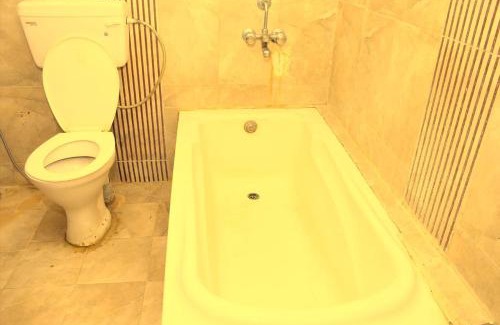 Amar Sagar Pol House | Family-Friendly Desert Camp in Jaisalmer with Breakfast