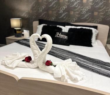 Swieqi House | Romantic Couple's Getaway with Kitchen and Child-Friendly Fun