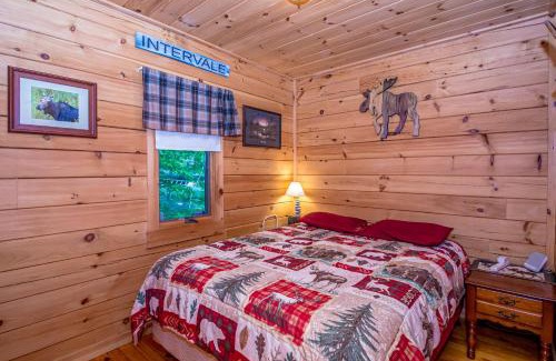 Intervale House | Romantic Log Cabin Retreat in the White Mountains