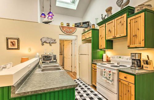 Frankfort Apartment | Cozy Couples Retreat Near Lakes, Trails & Downtown