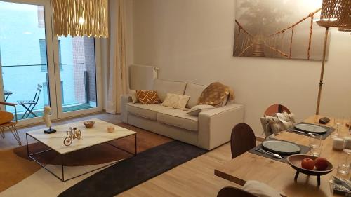 Louvain-la-Neuve Apartment | Top-Rated Family-Friendly Stay at Courbevoie Lodge