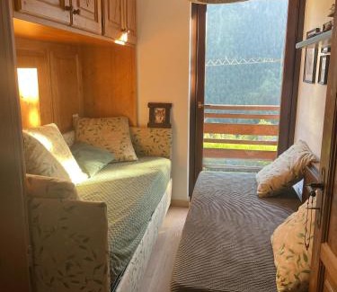 Pallusieux Apartment | Discover Courmayeur: Free Shuttle to Center & Ski Lifts