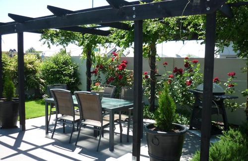 Kaiapoi Bed & Breakfast | Top-Rated Courtenay B & B with Accessible Amenities
